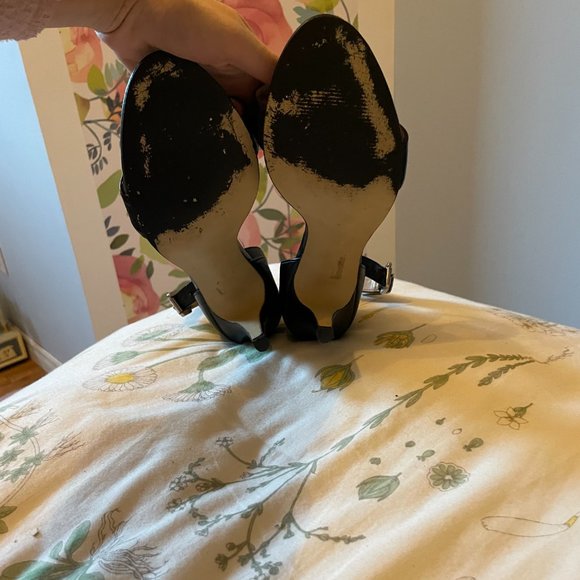 Size 8 strappy leather heels! - Picture 2 of 4